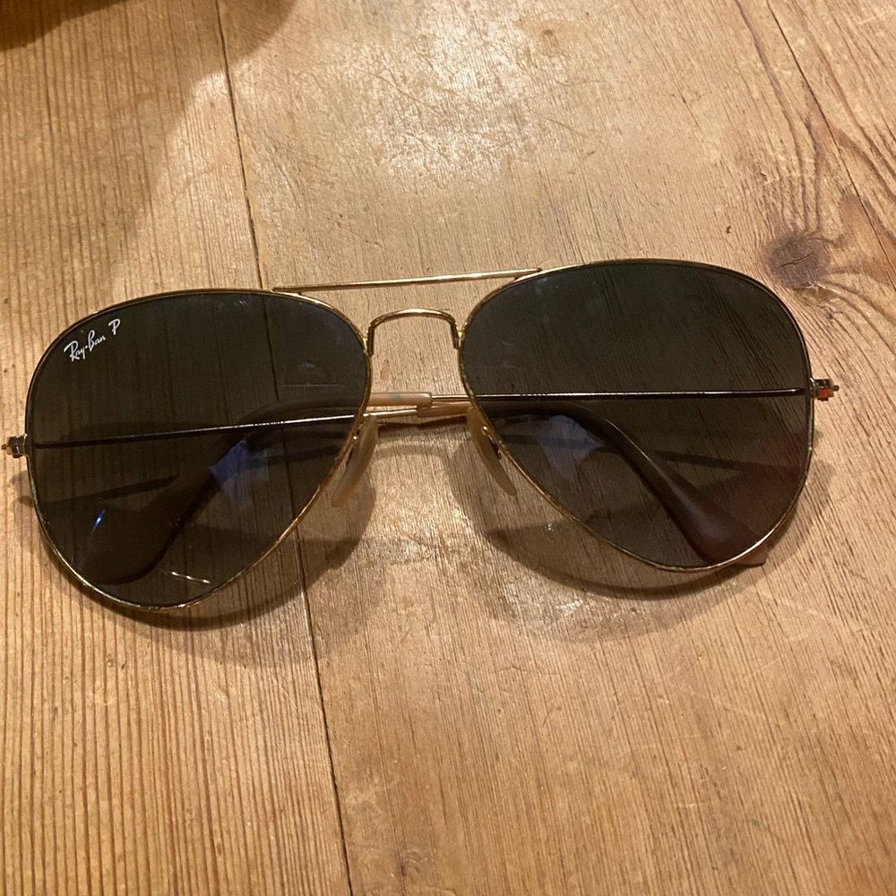 Polarized Raybans - Picture 3 of 3
